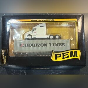 Tonkin Replicas PEM Kenworth T2000 + Horizon Lines Container | 1:64 Scale